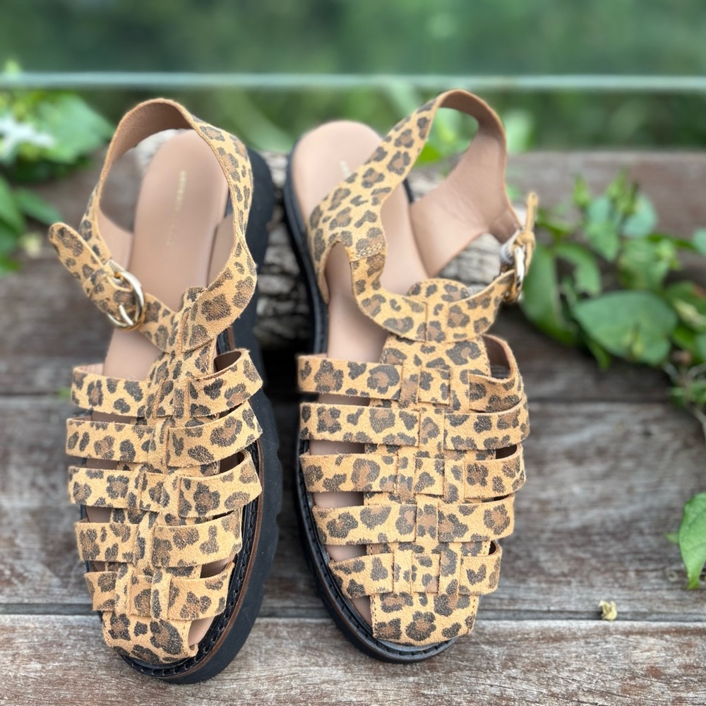 Anthropologie Leopard Print Fisherman Sandals. Size 40/9 - Picture 3 of 5